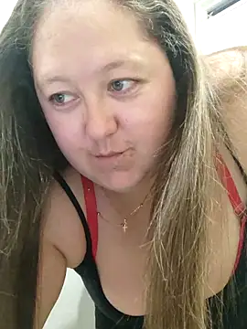 Show in the bathroom – video modela na kameri Chloee_Peach