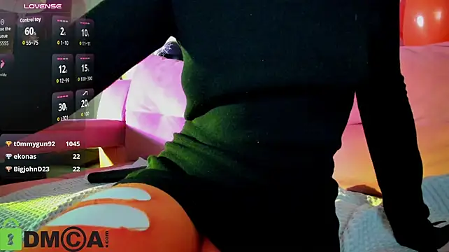 TIGHTS DESTROYER — filmik Little_Chips, modela(-lki) na kamerkach