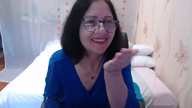 Show - video by OlgaHottie cam model