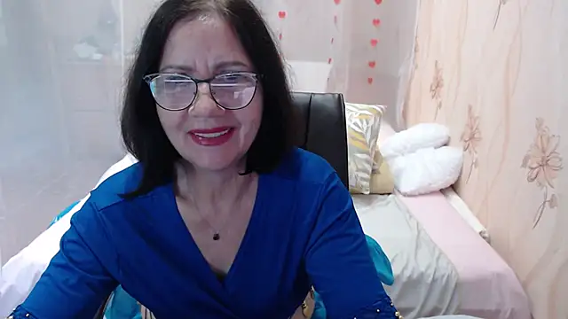 Show - video by OlgaHottie cam model