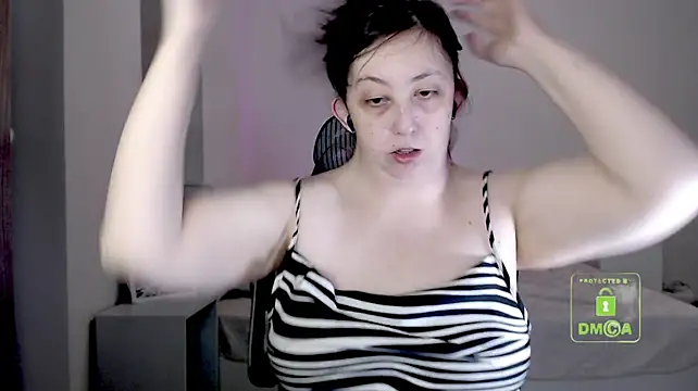 Cum with ponytail