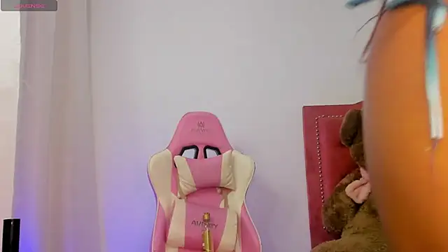 Look like dripping by my ass