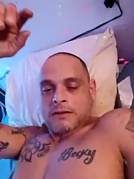 [30 Aug 22:43] Public Show - Video von Buffshagswell Cam-Model