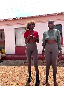 Naked show and opening pussy with my sibling - video by Scarlet_Faye cam model