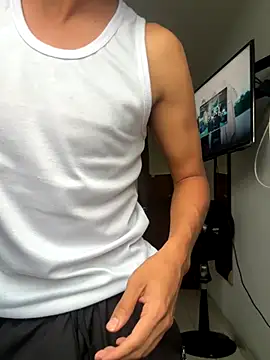 CUM AT MY FRIEND'S HOUSE - video by Fernandoo_Oficial cam model