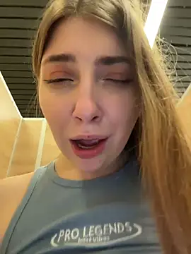 RISKY CUM SHOW IN PUBLIC 🚽