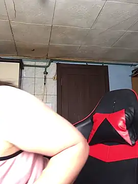 [18 Apr 07:28] Private Show - Video von Sweeeeet_Candy Cam-Model