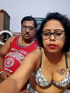 Pussy fingering by men, vibrator in pussy, - video by JODI_NO1 cam model