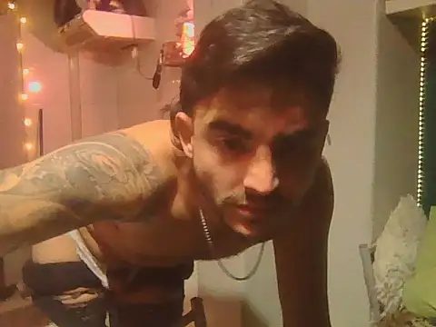 El Benyi... BezZzerR - video av Bezzzzzerr cam-modell