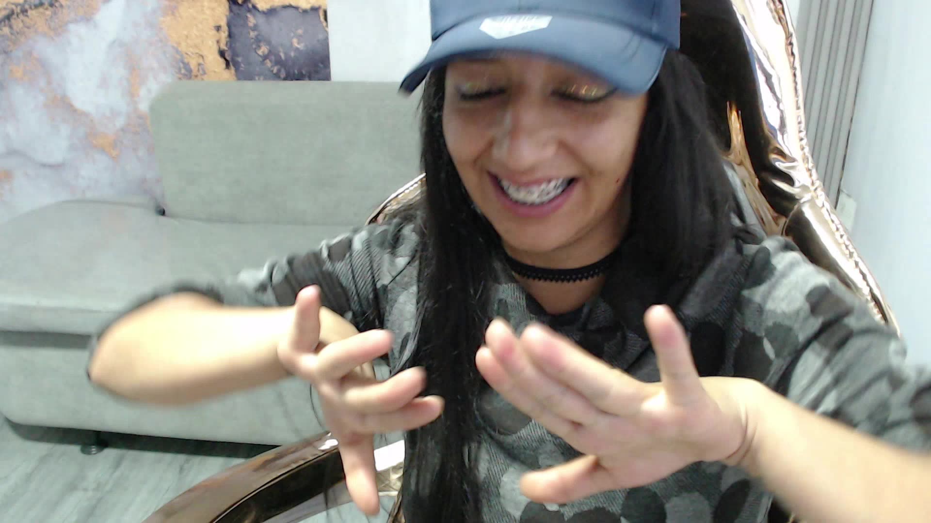 "hand stuff