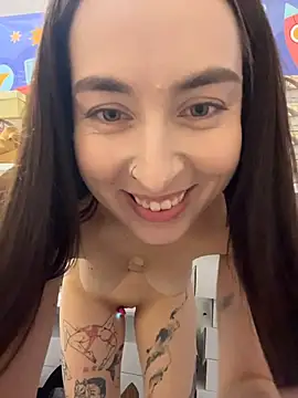 Crazy naked Holly in shoe store 🍆🔞