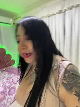SHOW PUSSY  ♥ CUM