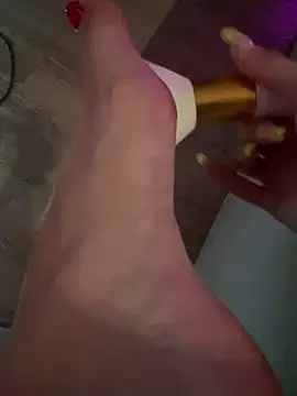 Ticklish Ticklish - video van FeetVibe cam-model