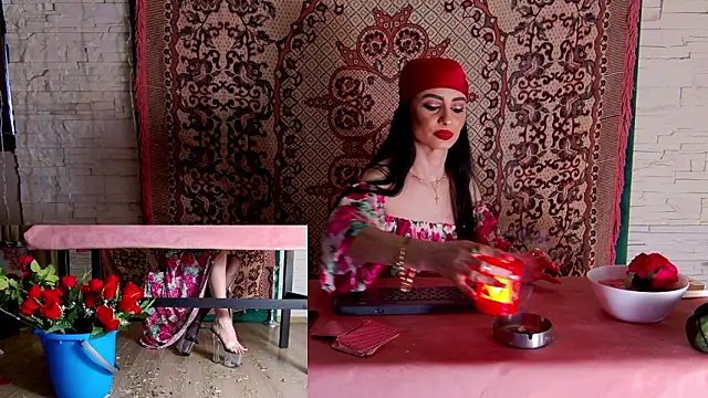 Cursing a disobedient brat. - video oleh FeetVibe kamera model