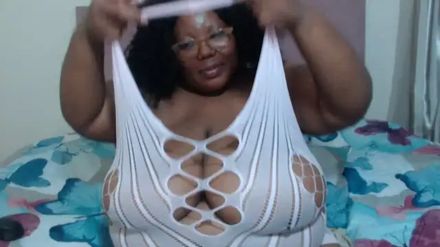 All Boobs XXXcess - 視頻由 DAIRYBELLELIZxx 主播提供