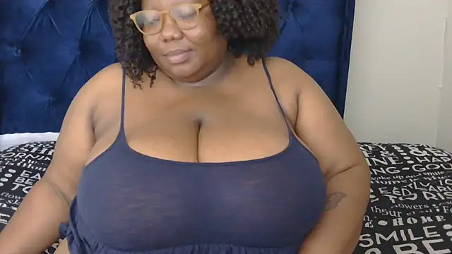 12” Tit Fuck And Suck - video by DAIRYBELLELIZxx cam model