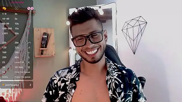 Private Show - vidéo du modèle de showcams Colby_brown03