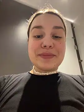 Private Show - video by SuzieMurray cam model