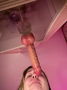 suck dildo - video van SuzieMurray cam-model