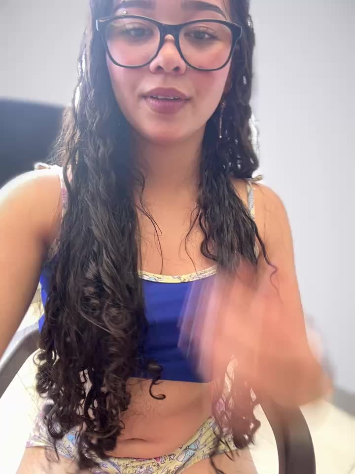 [11 Oct 11:19] Private Show - vídeo de Paloma__LS modelo de câmara