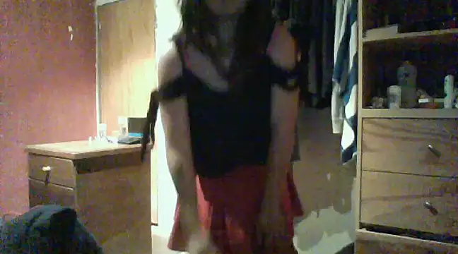 Only Friends - clip cu Yasmin_Paez99 model videochat