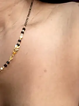 Pussy licking - JIYA-A-HOT-CPL 캠 모델의 동영상