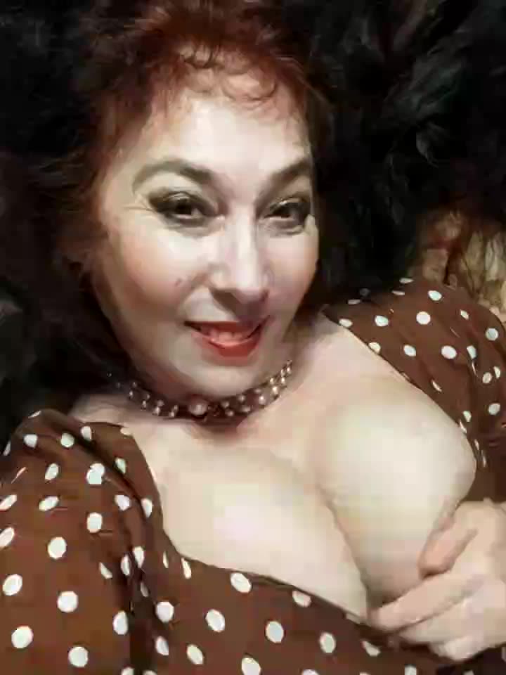 [6 Mar 20:23] Private Show - Vídeo de GypsyEsmeralda, modelo de vídeos