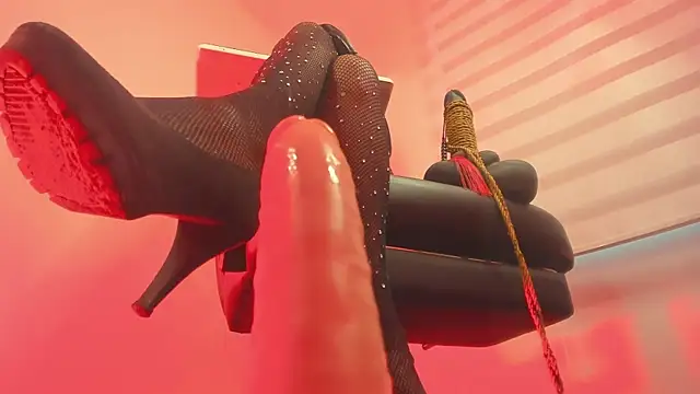 Show for a sweet slave