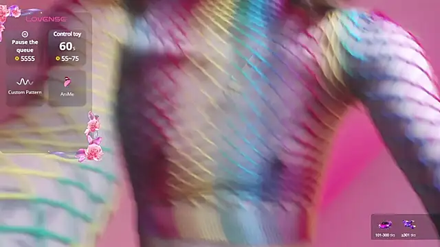 MY KITTY IN YOUR FACE💦 - vidéo du modèle de showcams Nora_Vennucci