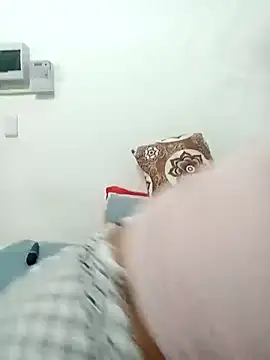 [15 Jul 18:22] Private Show – видео вебкам-модели jessyjoyx980723