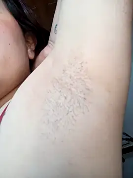 Armpits - vídeo de la modelo de cam Emi_chik