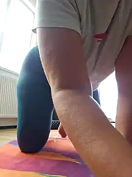 Footjob - MariaRichi_ 的视频