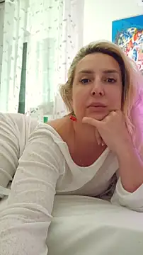 Private Show pussy  opened