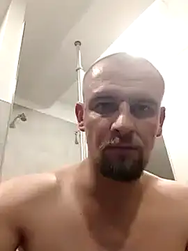 [25 Apr 03:31] Private Show - video by Regularfucker28 cam model