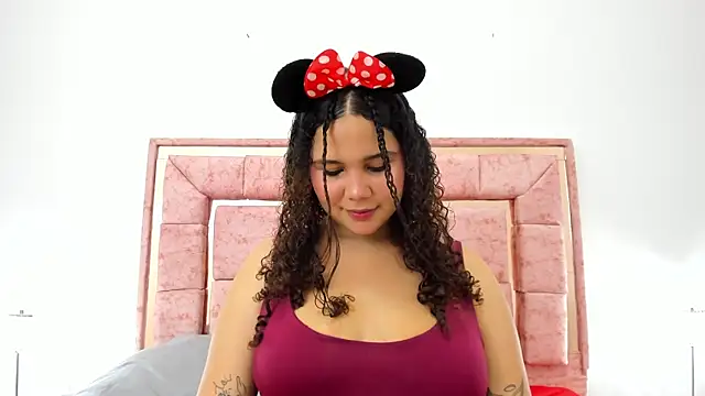 saliva - video by zoee_lovv cam model