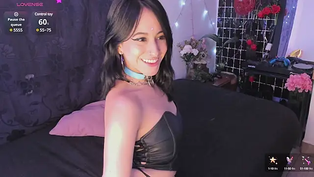 Deep throat and feetjob💋 - video by Carlasxdreams cam model