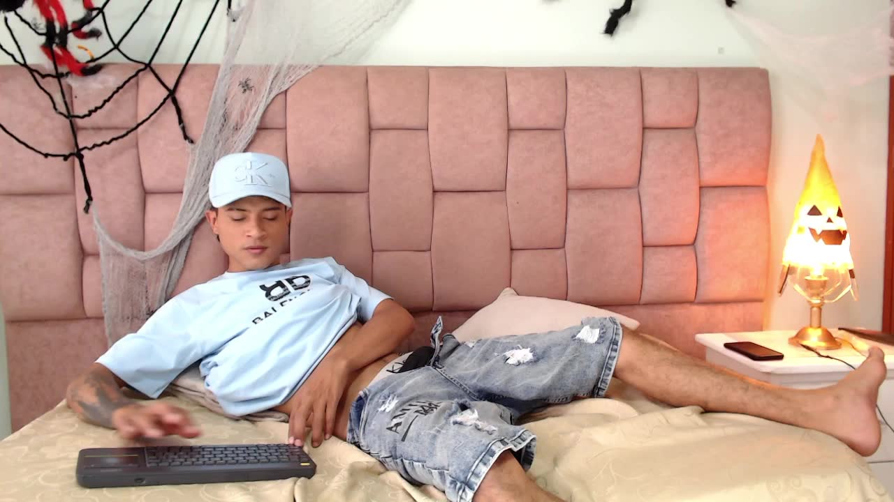 the big cumshow - vidéo du modèle de showcams Edward_Milleer