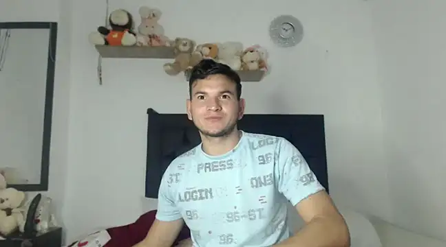 [3 Mar 21:50] Private Show - video by Latin_Boy24 cam model