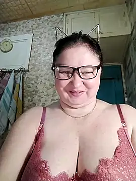 Сквиртуем 💦👍💪🥰💋💦😻🪣🪣💦💦💦👍👍 - Vídeo de Holly-69, modelo de vídeos