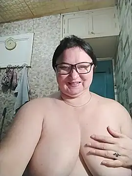 Принимаю душ 🚿🧽🧴🛁 мастурбирую 🍆😻💦❤️❤️❤️ - vídeo de la modelo de cam Holly-69