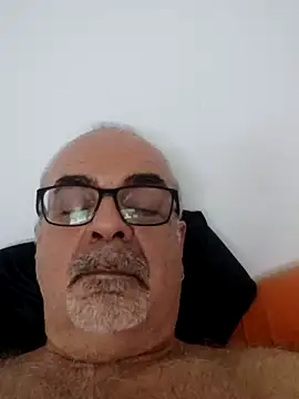 [17 Sep 00:21] Private Show – видео вебкам-модели Satiro_Sevilla