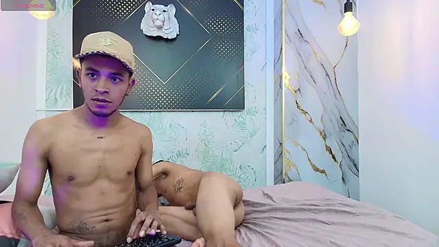Hot bodies, uncensored - video by JordanAndAndrew cam model