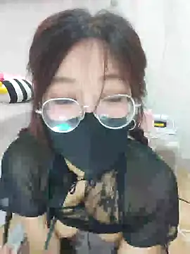 Flooding 💦 - video by Cery-Bae cam model