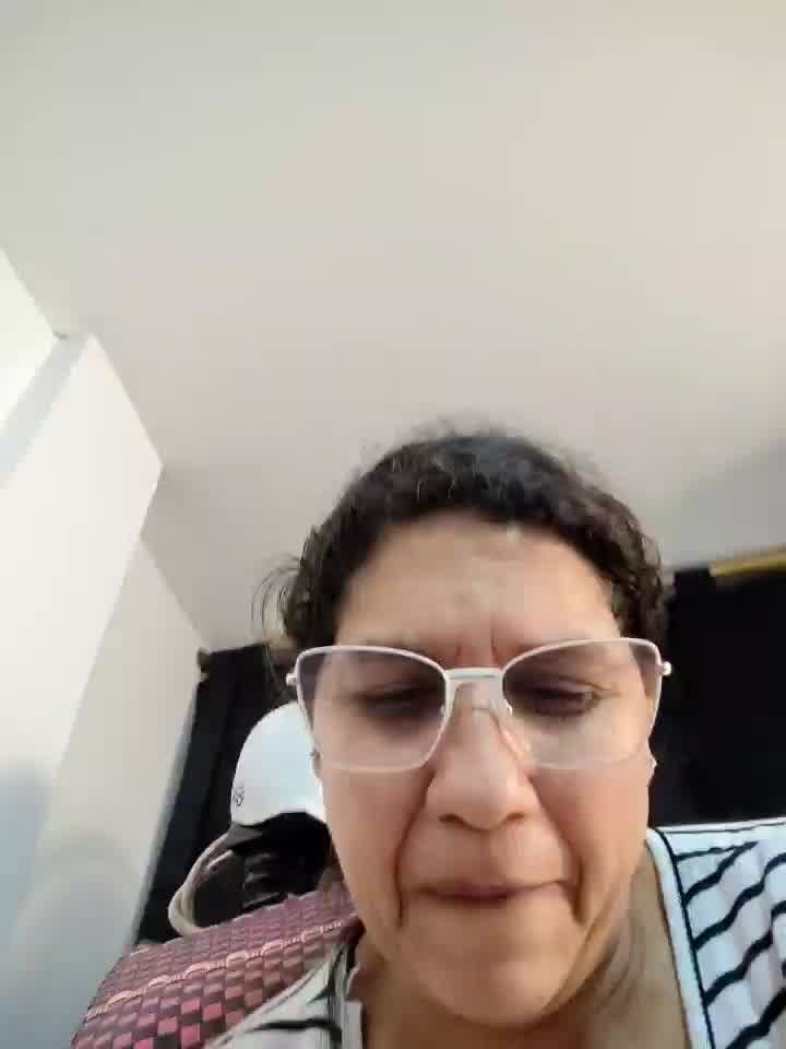 [27 Oct 20:46] Private Show - ক্যাম মডেল siri_duque-এর ভিডিও