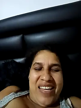 [18 Apr 18:37] Private Show - video by siri_duque cam model