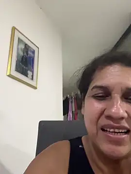 [20 Jun 19:16] Private Show - video by siri_duque cam model