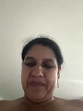 [17 Dec 21:33] Private Show - ক্যাম মডেল siri_duque-এর ভিডিও