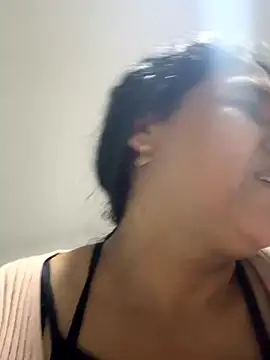 [5 Jan 18:31] Spy Show - video by siri_duque cam model