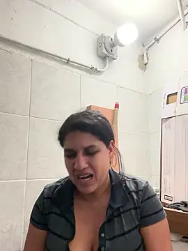 [13 Jan 12:44] Private Show - video by siri_duque cam model