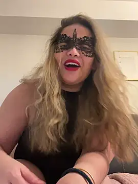 [30 Jan 00:46] Private Show - HIGH HEELS NUDE CAT WALK & CUM